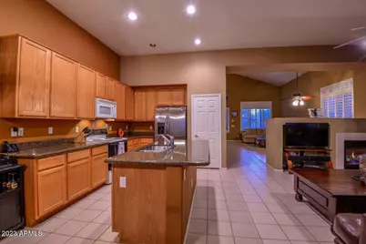 22235 N 51st Street, Phoenix, AZ 85054 - Photo 18