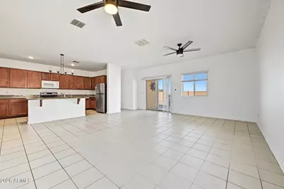 378 E Tropical Drive, Casa Grande, AZ 85122 - Photo 6