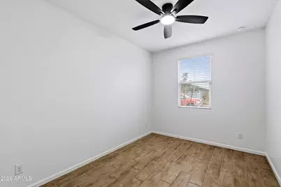 18148 W Daley Lane, Surprise, AZ 85387 - Photo 20