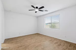 18148 W Daley Ln, Surprise, AZ 85387 - Photo 12