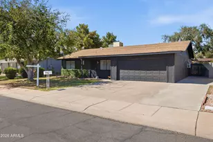 706 N Cedar St, Gilbert, AZ 85233 - Photo 4