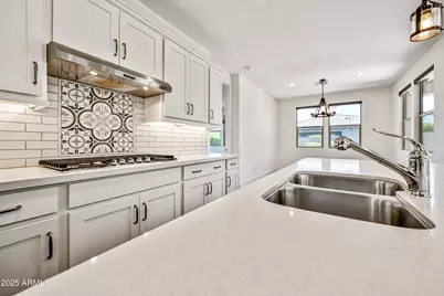 17163 W Thousand Oaks Street, Surprise, AZ 85388 - Photo 12
