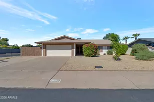 8702 E Angus Dr, Scottsdale, AZ 85251 - Photo 1