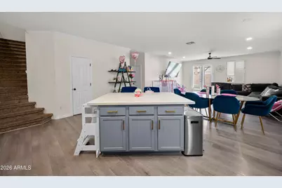 3126 W Apollo Road, Phoenix, AZ 85041 - Photo 14