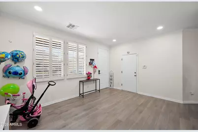 3126 W Apollo Road, Phoenix, AZ 85041 - Photo 6