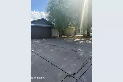 6269 W College Drive, Phoenix, AZ 85033 - Photo 1