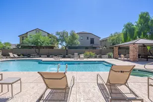 2725 E Mine Creek Rd, Phoenix, AZ 85024 - Photo 38