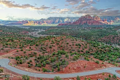 135 Hilltop Road #10, Sedona, AZ 86336 - Photo 2