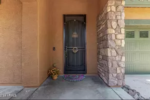 4706 S Twinleaf Dr, Gilbert, AZ 85297 - Photo 4