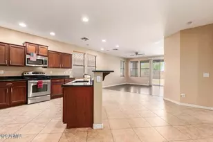 4706 S Twinleaf Dr, Gilbert, AZ 85297 - Photo 6