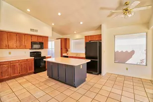 1217 E Sandcastle Ct, Gilbert, AZ 85234 - Photo 18