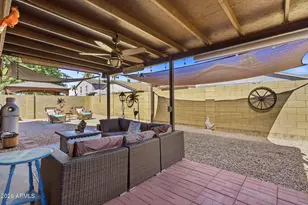 410 E Behrend Dr, Phoenix, AZ 85024 - Photo 26