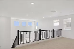 27472 N 69th Ln, Peoria, AZ 85383 - Photo 8