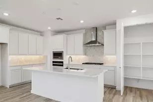 27472 N 69th Ln, Peoria, AZ 85383 - Photo 4
