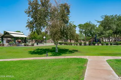 2304 E Hidalgo Avenue, Phoenix, AZ 85040 - Photo 36