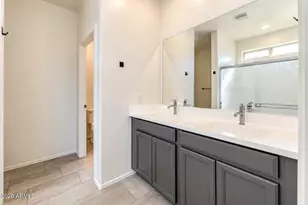 2435 W Kowalsky Ln, Phoenix, AZ 85041 - Photo 28