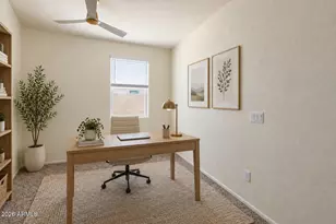 2435 W Kowalsky Ln, Phoenix, AZ 85041 - Photo 18
