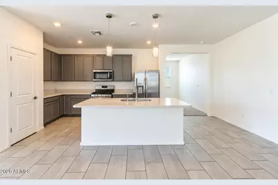 2435 W Kowalsky Lane, Phoenix, AZ 85041 - Photo 12