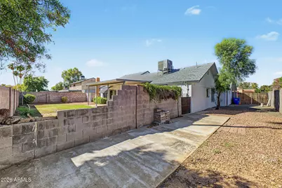 4401 W Gelding Drive, Glendale, AZ 85306 - Photo 30