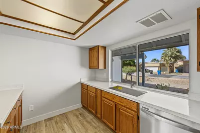 4401 W Gelding Drive, Glendale, AZ 85306 - Photo 8