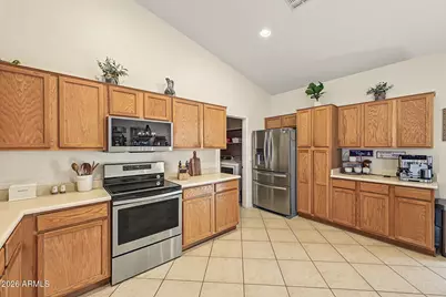 20764 N 94th Lane, Peoria, AZ 85382 - Photo 8