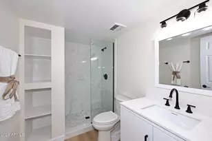 7960 E Camelback Rd, Scottsdale, AZ 85251 - Photo 16