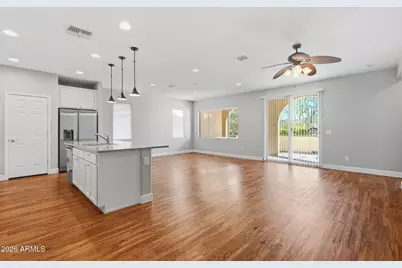 4589 W Hanna Drive, Eloy, AZ 85131 - Photo 2
