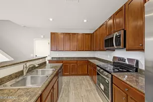 988 S Deerfield Ln, Gilbert, AZ 85296 - Photo 4