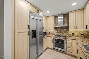 7161 E Rancho Vista Dr, Scottsdale, AZ 85251 - Photo 4