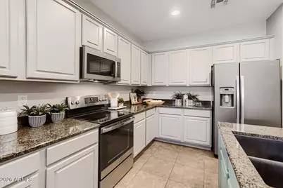 7135 W Desert Mirage Drive, Peoria, AZ 85383 - Photo 6