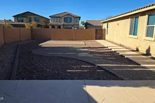 41671 W Elm Dr, Maricopa, AZ 85138 - Photo 20