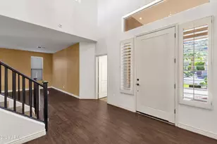 25634 N Singbush Loop, Phoenix, AZ 85083 - Photo 6