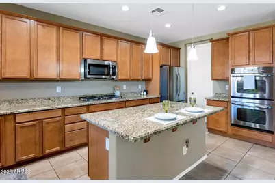 18512 W San Miguel Avenue, Litchfield Park, AZ 85340 - Photo 14