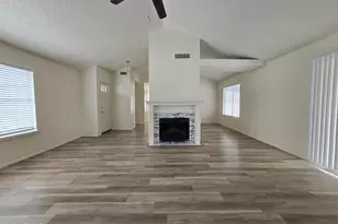11815 N 77th Dr, Peoria, AZ 85345 - Photo 6