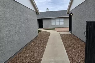 11815 N 77th Dr, Peoria, AZ 85345 - Photo 2
