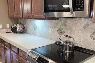 10655 N 9th St, Phoenix, AZ 85020 - Photo 2