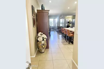 10655 N 9th Street #110, Phoenix, AZ 85020 - Photo 6