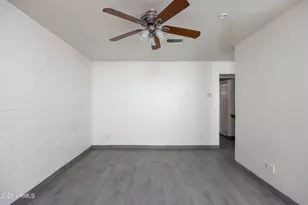 9450 N 17th Ave, Phoenix, AZ 85021 - Photo 12