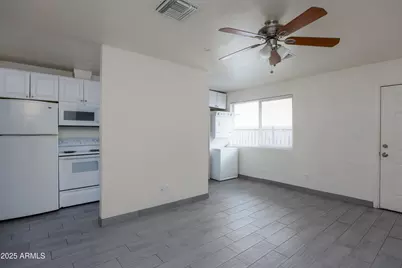 9450 N 17th Avenue, Phoenix, AZ 85021 - Photo 16