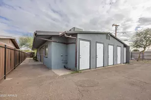 9450 N 17th Ave, Phoenix, AZ 85021 - Photo 2