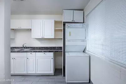 9450 N 17th Avenue, Phoenix, AZ 85021 - Photo 20