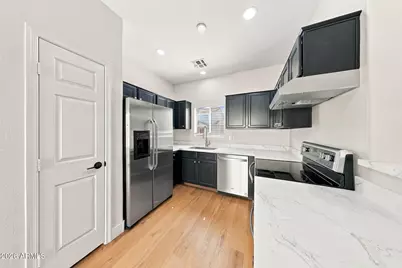 3740 W Oregon Avenue, Phoenix, AZ 85019 - Photo 8