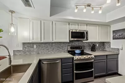 4330 N 5th Avenue #213, Phoenix, AZ 85013 - Photo 12