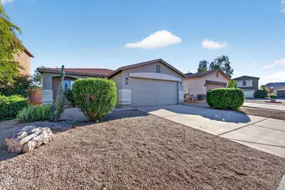 907 E Cowboy Cove Trail, San Tan Valley, AZ 85143 - Photo 2