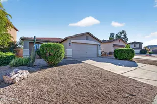 907 E Cowboy Cove Trail, San Tan Valley, AZ 85143 - Photo 2