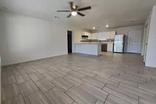 5011 W MacKenzie Dr, Phoenix, AZ 85031 - Photo 2