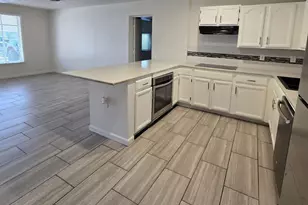 5011 W MacKenzie Dr, Phoenix, AZ 85031 - Photo 8