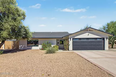3230 E Yucca Street, Phoenix, AZ 85028 - Photo 1