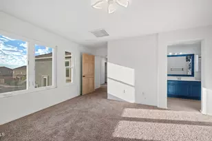 7245 S 41st Dr, Phoenix, AZ 85041 - Photo 20