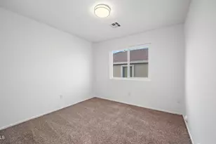 7245 S 41st Dr, Phoenix, AZ 85041 - Photo 26